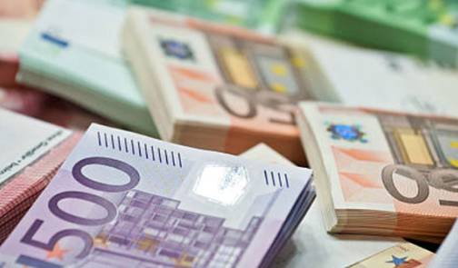 Rritet qarkullimi i parase jashte bankave: Duhen masa me te ashpra per lejet e ndertimit